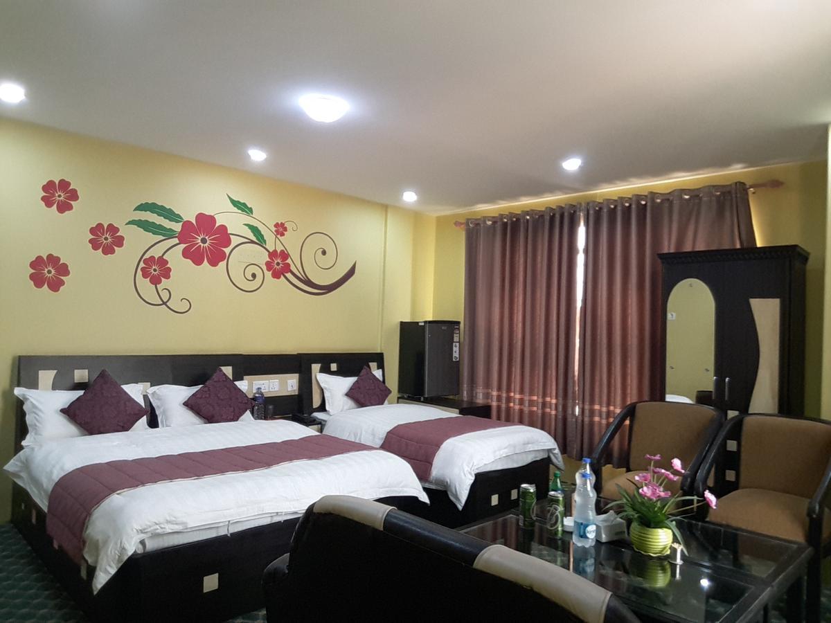 Asian Hotel Butwāl Kültér fotó